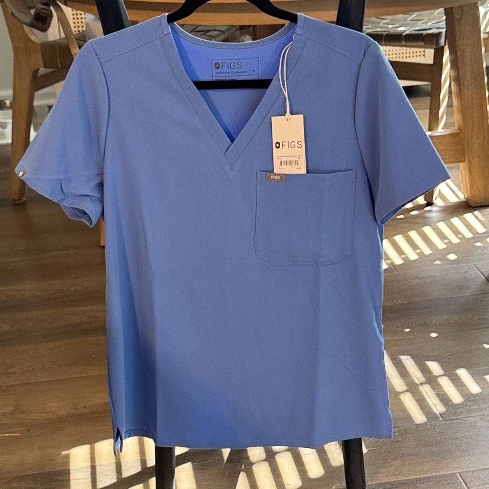 Figs Women's Short Sleeve Top in Ceil Blue